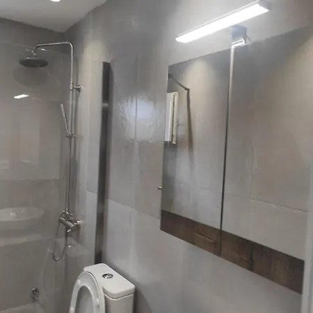 Family House - Παραθεριστικό Κατάλυμα *